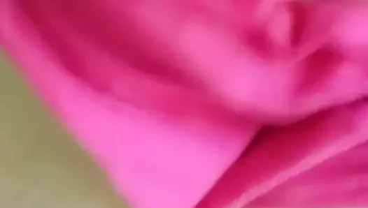 Bledarde qui la prend dans le cul pour rester vierge