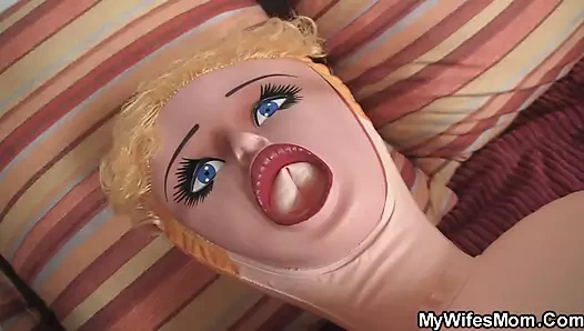 Kız sıcak anne azgın damadı tarafından kullanılır