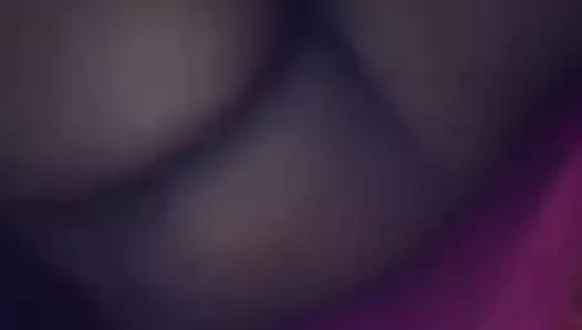 Kendini gösteren Bonaire kız