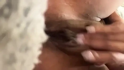 Yakın çekim bakış açısı amcık oyunu w/ bella