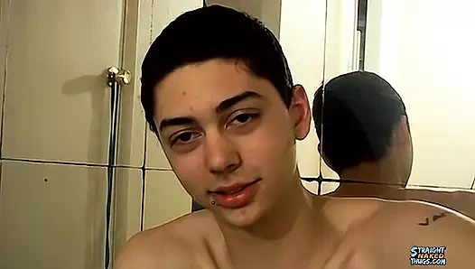 Heteroseksüel haydut yarak okşama seansında arkadaşı Noah'a katılıyor