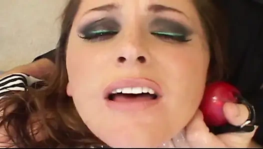 Yarağa ihtiyacı var