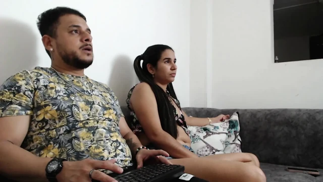 Çok seksi arkadaşım evde onunla olmayı seviyorum