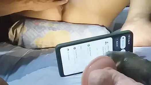 Я наслаждаюсь поеданием ее мокрой киски