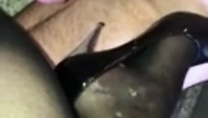 Topukları için iyi çocuk büyük yük