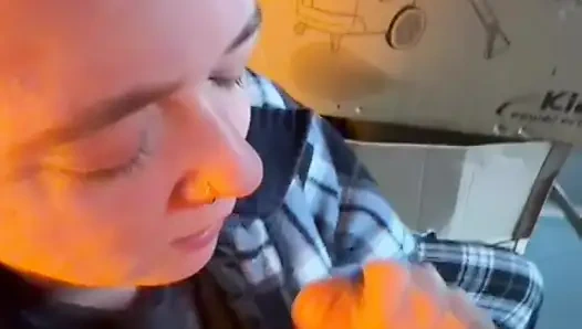 Garajda neredeyse yakalanıyordum