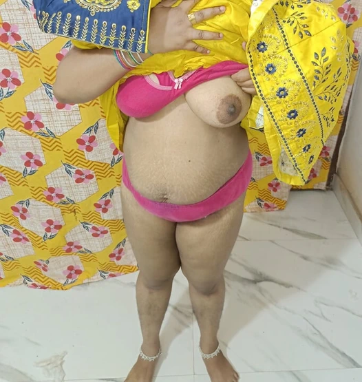 Seksi evli kadın emiyor