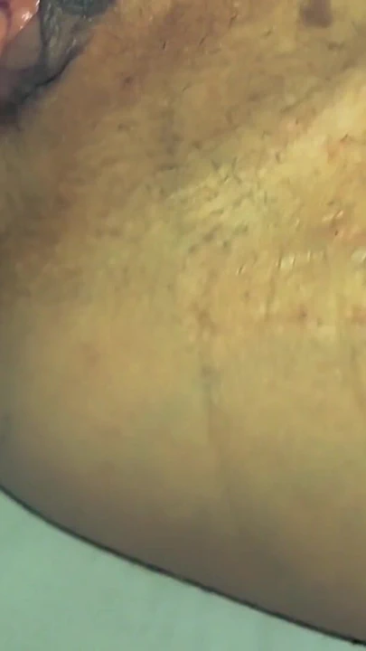 "Evli çift ev yapımı porno çekiyor" dan muhteşem an