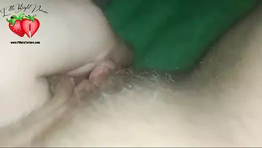 Islak bir orgazm yaşıyorum ve fışkırıyorum...