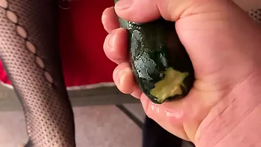 Mi sfonda il culo e urlo