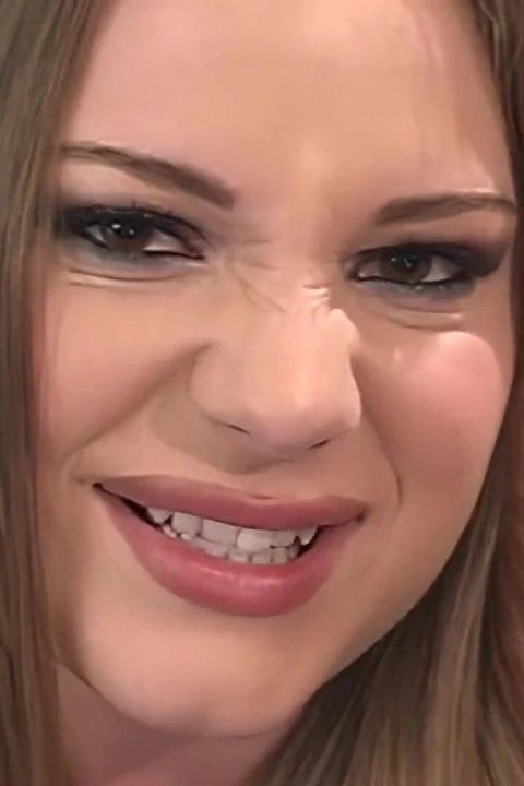 Esmer hatun o yarağı şampiyon gibi alıyor!