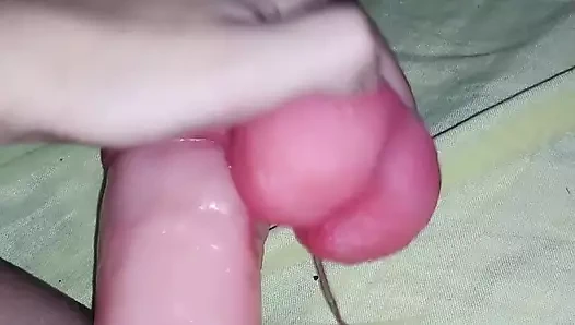 Latina bakire çalışır için sikme ona sıkı kedi ile bir 8 inç yapay penis