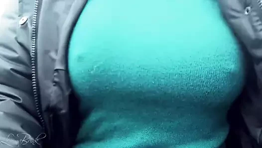 Boobwalk, mavi kazak