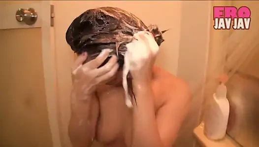 Boş evli kadınlar. Chikako yasak öğleden sonraların sessiz heyecanı için uyanıyor. Bölüm 4