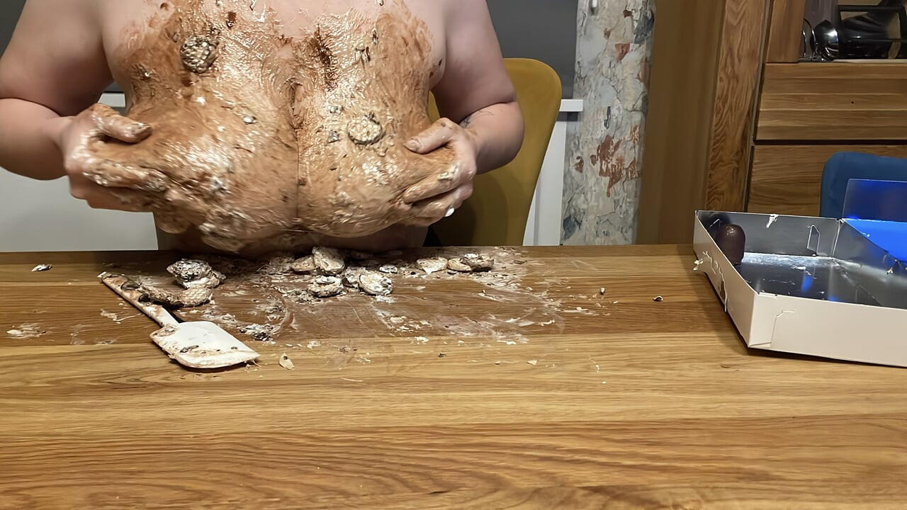 Çikolatalı marshmallow'ları göğüslerimle eziyorum bölüm 2