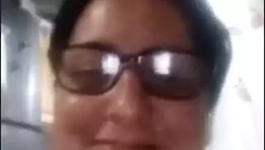 büyük arap göğüsler