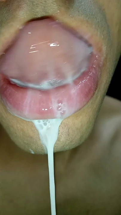 Ağzıma boşal, boşalmanla oyna ve yut, seksi, femboy, trans, gay yaramaz, dil, sloopy, six pack, fitness genç | Klip 1