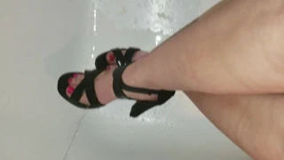 Topuklularımı sırılsıklam