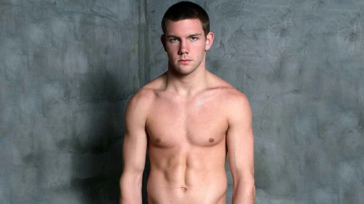 Büyük yaraklı adam Rocco