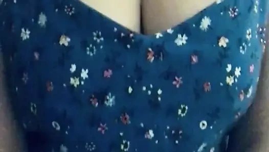 göğüslerimin gösterilmesi