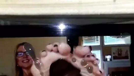 Menekşe mutluluk joi twinks (bbc)