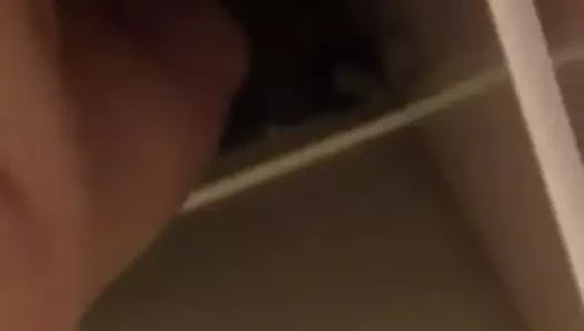 Seks oyuncağıyla kendini sevişme