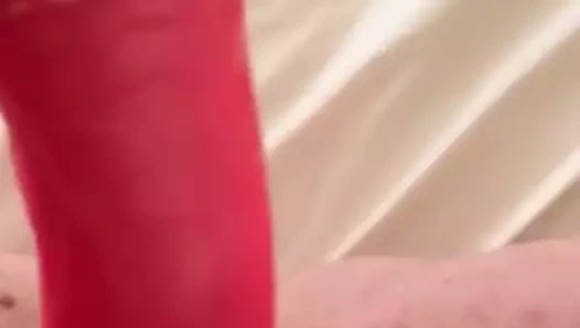 Fluffy kedi yapay penis olgun masturbasyon mastürbasyon yapmak ıslak bayan dik