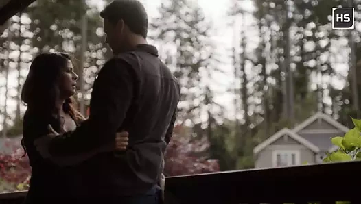 Nimrat kaur sıcak öpüşme sahneleri 4k