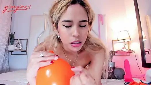 Balon Fetişi Ve Ben Onu Sürdüm