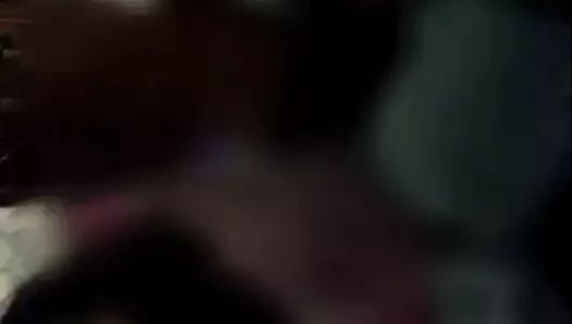 Karım sıcak öpüşüyor