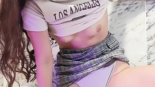 Kalça sikişi çiş ahegao uyluk işi hamile bırakma boşalması