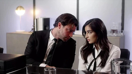 Daha Derin. Anal-Kraliçe Emily & Seth Cinsel Gerilime Yenik Düştü