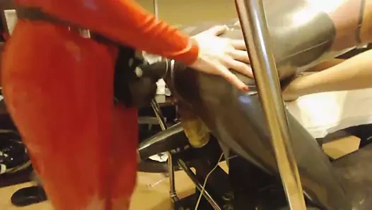 Belden bağlamalı yumruk lateks3