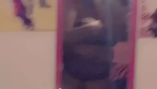 Siyah iç çamaşırı büyük beden