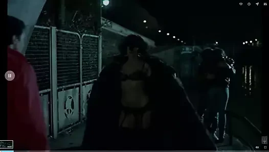 Marie LAFORET sexy en fourrure(1984)