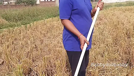 Tarlada uzun bir günün ardından - 4k gerçek köy romantizmi"