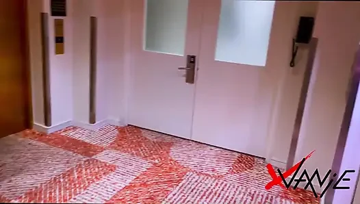 Kanada'dan azgın genç erkek avcısı Jamaika'da iki adam tarafından sikiliyor