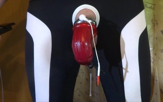 E-stim - penissleeve boşalıyor