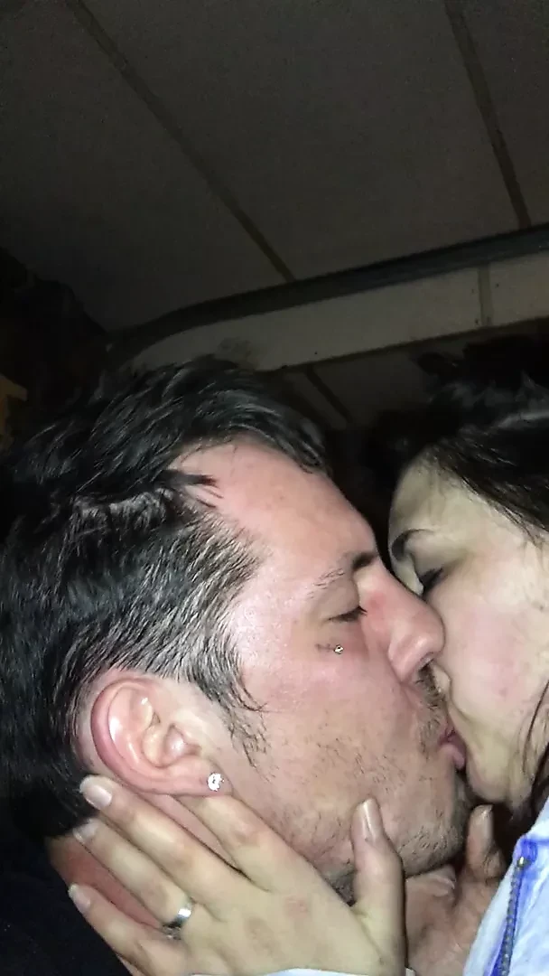 Подпрыгиваю на толстом члене моего мужа