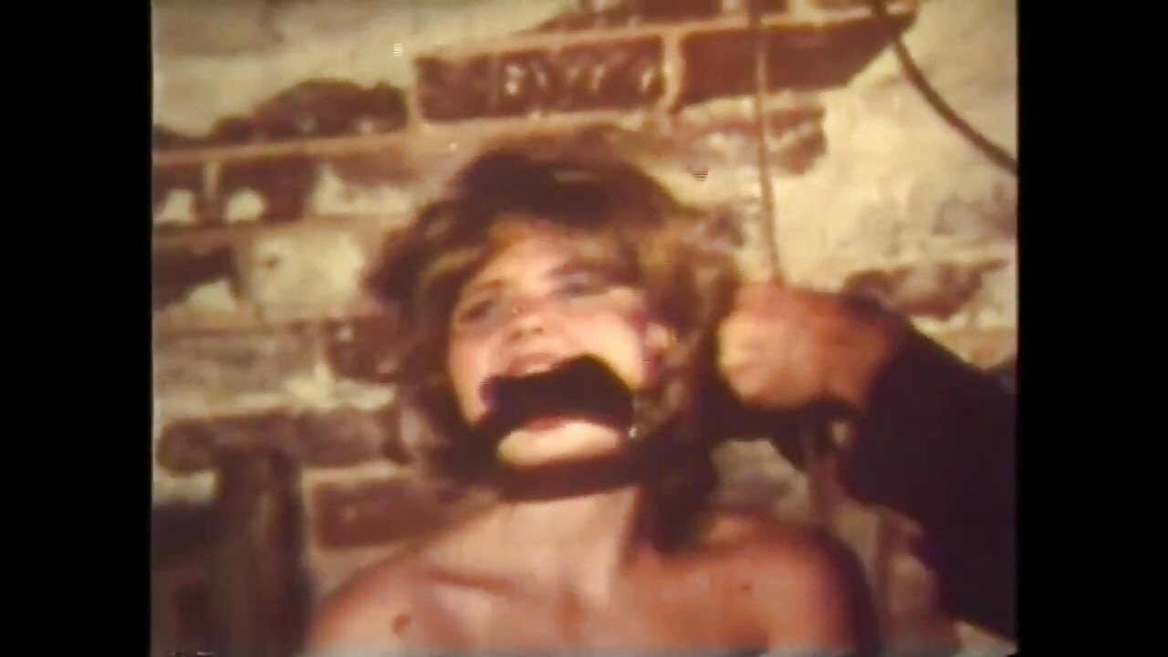Nadir bir çılgın nostaljik bdsm sahnesi!