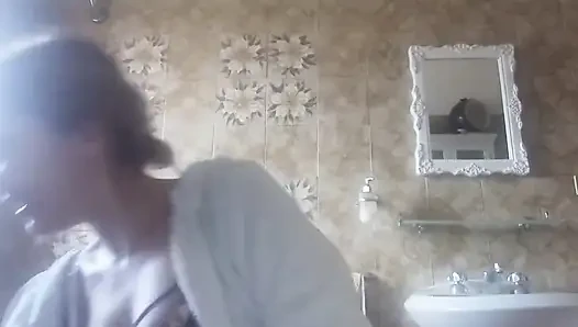 Ben peruk koleksiyonumu denerken beni ister misin?