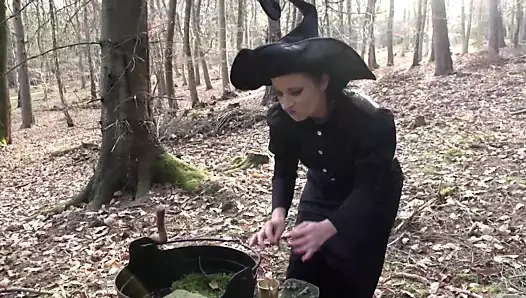 Erasmus orgazm vol.5 (tam film)