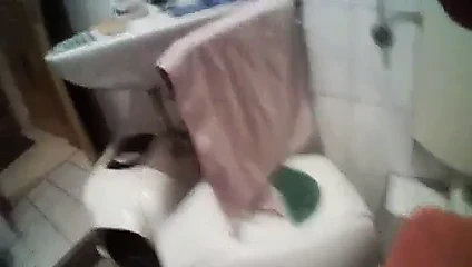 banyoda kendini parmaklamak