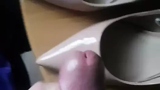 Gizlice sağladım üzerinde benim arkadaşlar kız topuklu