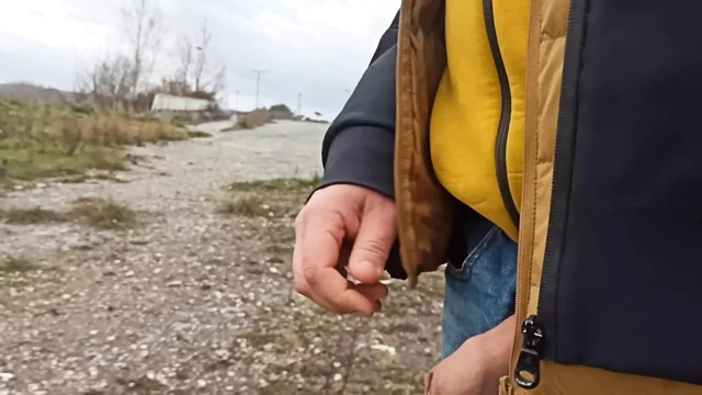 Someone Can See Me! Cum and Pee Outdoors