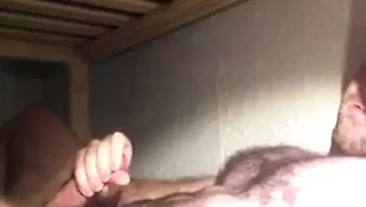 Kabarık ve süper erkeksi ayı bana geliyor