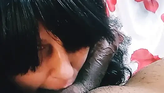 Kız kardeşin üvey erkek kardeşiyle ilk yetişkin macerası