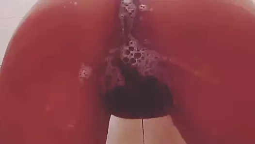 Banyoda tek başına oynamak (chillax)