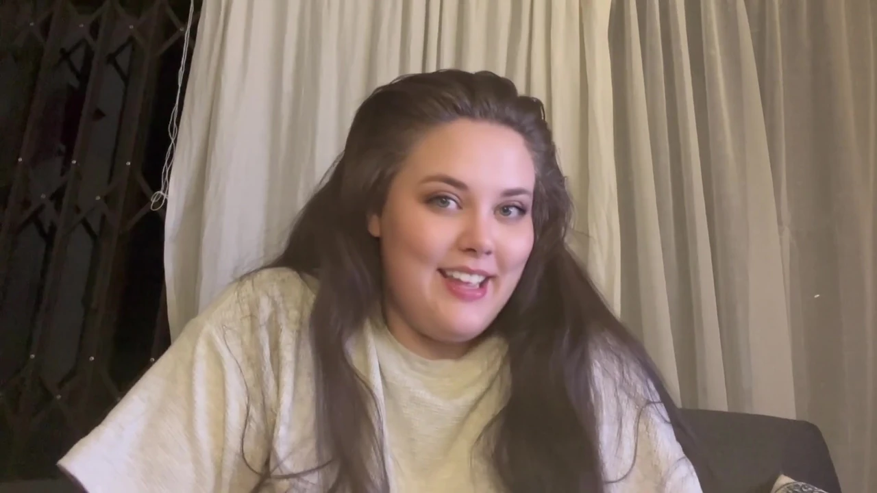 Bbw thủ dâm cho đến khi đạt cực khoái run rát trong kỳ nghỉ