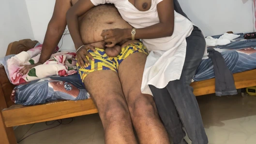 Hintli mallu bakire kız öğrenci ilk kez anal seks yapıyor